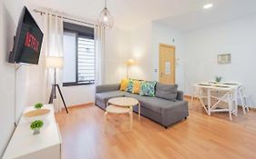 Cervantes: 2 Rooms, Pool&Free Parking
